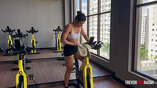 Fit babe teases at gym, gets fucked twice at home 😈