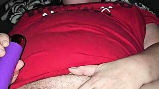 Solo milf with big pink pussy cums