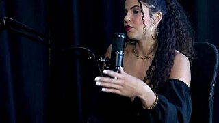 safada dances sensually after denying anal, loves sucking and trail fucking with intense fetishes