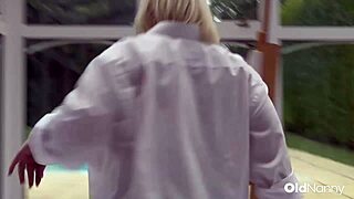 Mature artist Lacey Starr conducts a wild art lesson with Luke Hotrod