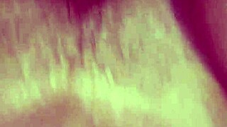 Encuentro A La Vecina Culona Masturbándose Y Me Invita A Pasarla Rico