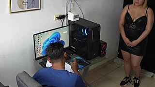 A delicious blowjob in the office