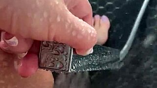 Hot aesthetic stepsis masturbates in sunny shower, Saudi Arabian teen 18+!