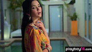 whoa malena the ukrainian hottie strips naked building that 18+ tease 😏🔥