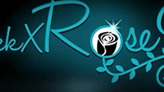 Hooded Full Body Green Zentai Girl!