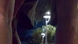 pick me up for a quick dorm workout sesh with roommate 💪😉