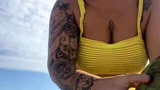 i flash my swollen pussy in tiny bikini on beach