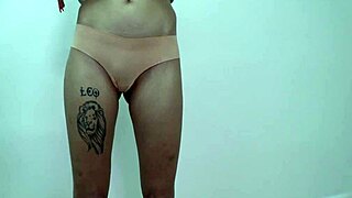 wanna see this blonde coed sassy suck big hard cock and swallow huge cumshot?