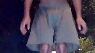 pick me up for a quick dorm workout sesh with roommate 💪😉