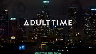 Busty Lesbian Goes Deep Inside My Pussy With Cunilingus