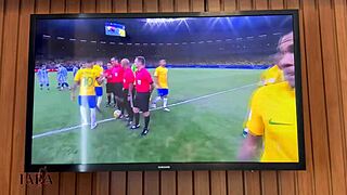 a argentina da para o pistolinha an�o e aprende o que � o brasil