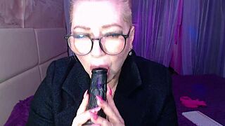 Hey mommy aimeeparadise, your married russian webcam slut ass looks ready for deepthroat