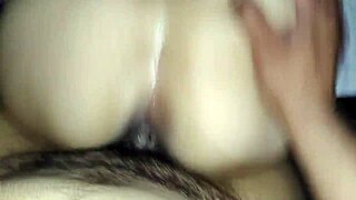 la esposa de tu amigo mama mi verga hasta venirse rico??