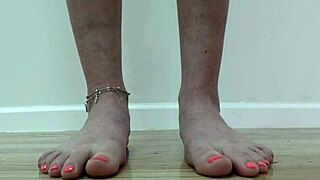 wanna see this blonde coed sassy suck big hard cock and swallow huge cumshot?