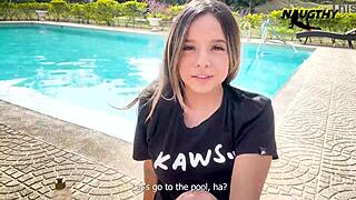 I Send A Video To My Boyfriend Masturbating In The Pool With Softcore Ass