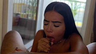 Padrastro Cachondo No Perdona A Su Linda Hijastra!