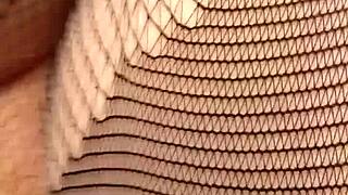 ginger lady's big curves begging for fun