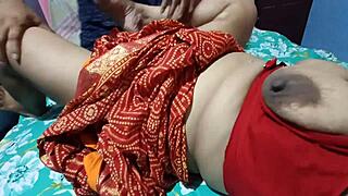 Desi bhabi Priya rides her lover's cock so wildly now