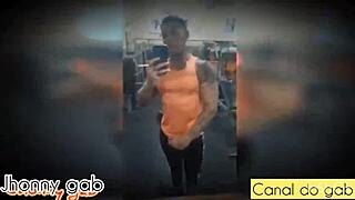 I caught pornstar Pamela Pantera naked in the shower