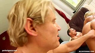 JESSICA MOOR CREAMPIE BLAST FROM GROUP POUNDING