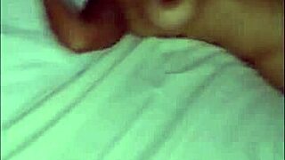 novinho metendo com vontade na karina casada puta prostituta cuckold parte 1