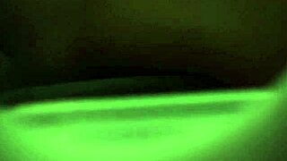 Так кайфово дрочить в комнате пока смотрят