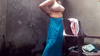 Want my wife to flash tits while bathing outdoors?