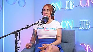 Milf's pussy quivers exploding from intense oral pleasure