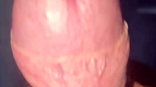 annusalo e bacialo tutto quel cazzo grosso per te con sega e sborrata da ingoio 🔥🍆💦