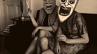 i'm totally obsessed with this vintage halloween vibe it's super cool and nostalgic can't get enough of those retro antique feels