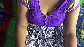 Hot Bihari Bhabhi, Wanna Fuck Her Till She Squirts Desi Style?