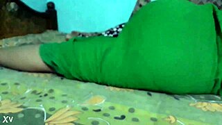 desi sanjana aunty spreads big ass for homemade anal fucking