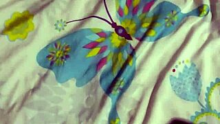 Mi hermanastra de fiesta 😏 masturbated her juicy ass with my cum