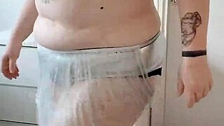 watch this curvy bbw belly dancer shake her huge fat ass seductively