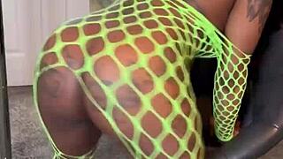 Ebony Stripper Called for BBC – Rips Clothes, Deepthroats, Rides to Facial Cumshot!