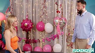 milfs sneak family sex with uncle today