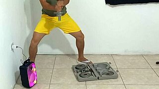 oy watch hijastro aerobics then flirt for doggystyle sex