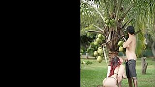 Whoa, this tasty outdoor BJ with the Latina MILF is pure fire 🔥🍆💦