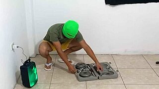 oy watch hijastro aerobics then flirt for doggystyle sex