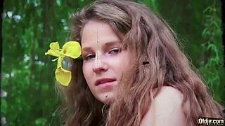 cutie secretary, you masturbating at work? now fuck your old boss hard!