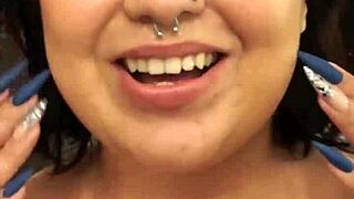 Damn dessa, that quickie oral ends in fat facial cumshot backstage!