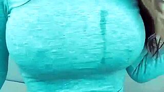 Beautiful bimbo whore fingers herself on webcam to wild fun