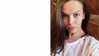 does your pathetic nub even poke past my wet panties?