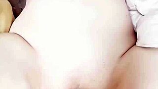 korean babe rides wild fucking machine dildo non stop until she squirts everywhere