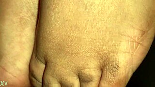 CANDID EBONY SOLES tease your hidden foot fetish urges