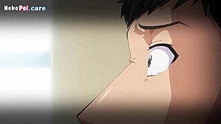 Istri selingkuh ini hisap kontol besar suami selingkuhannya