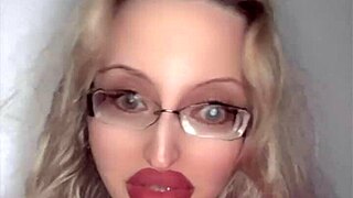 HUGE RUSSIAN LIPSTICK FETISH GLASSES SLUT GOES WILD!