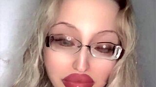 HUGE RUSSIAN LIPSTICK FETISH GLASSES SLUT GOES WILD!
