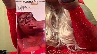 i spread this pussy all 2025 wide open