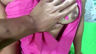 indian bhabhi big boobs aunty moans in rough chudai sex